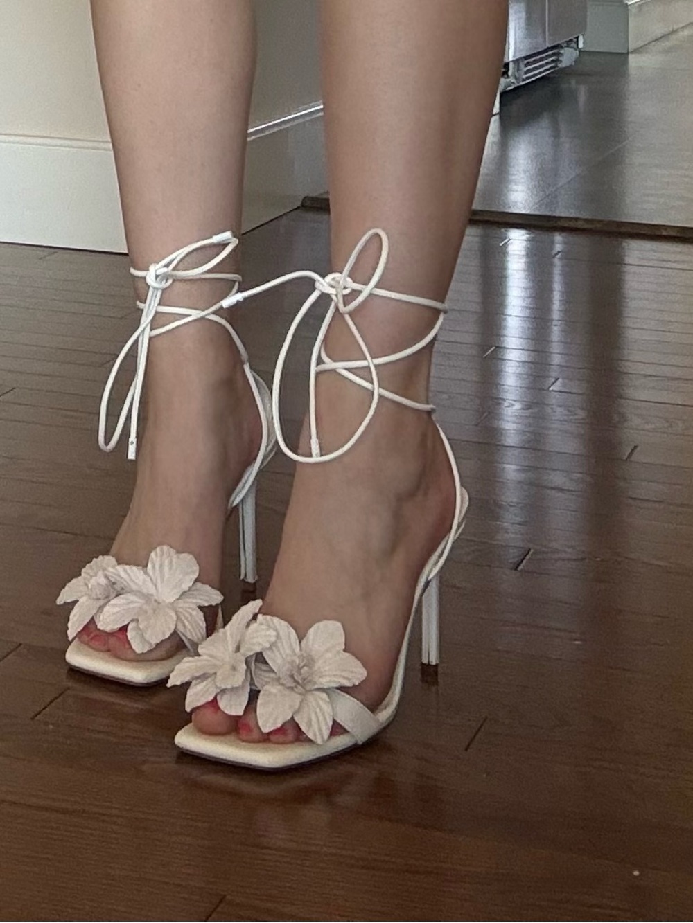 Aldo Afatlan White Floral Heels